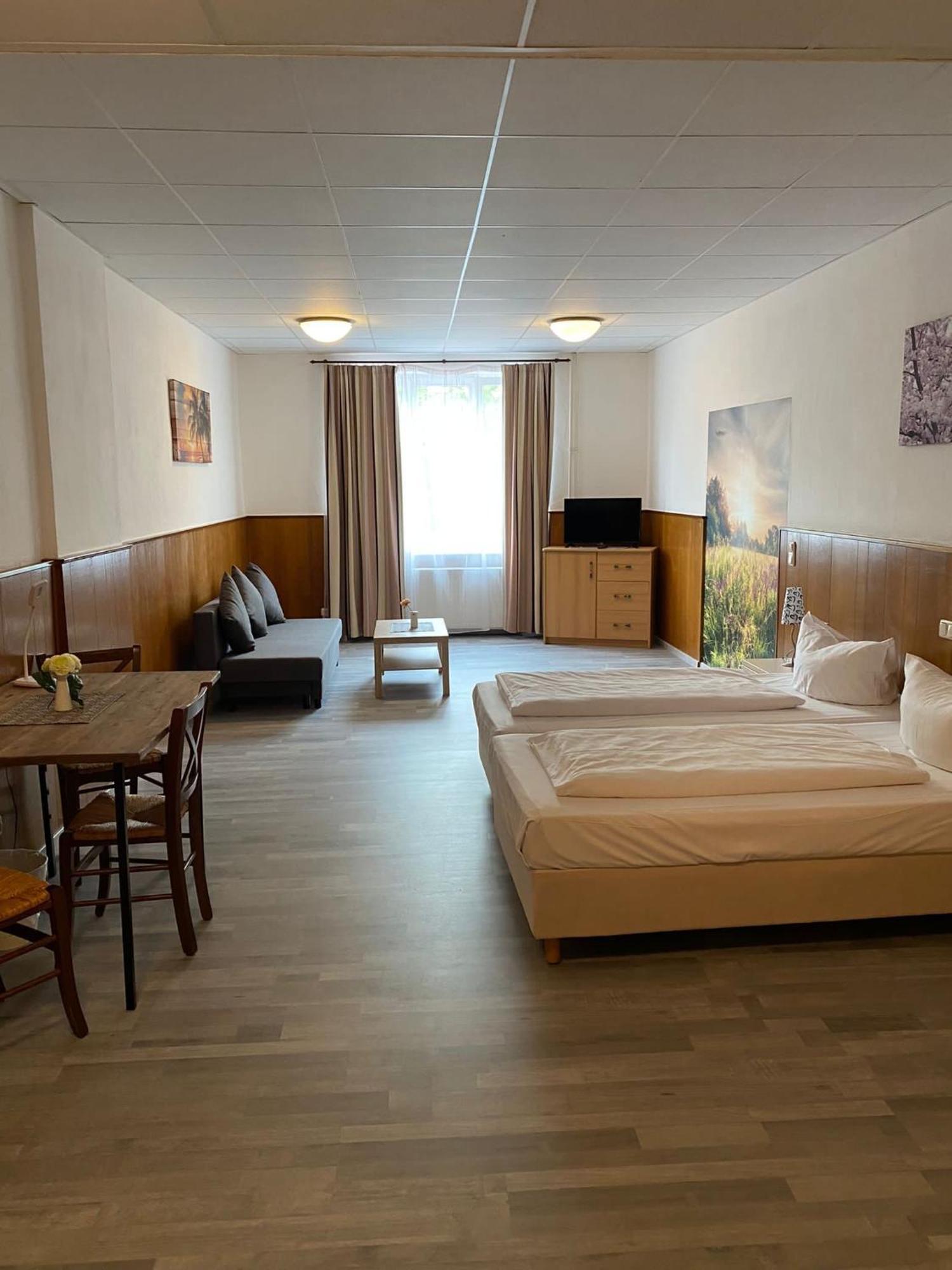 Hotel Sonne - Haus 2 Idstein Eksteriør billede